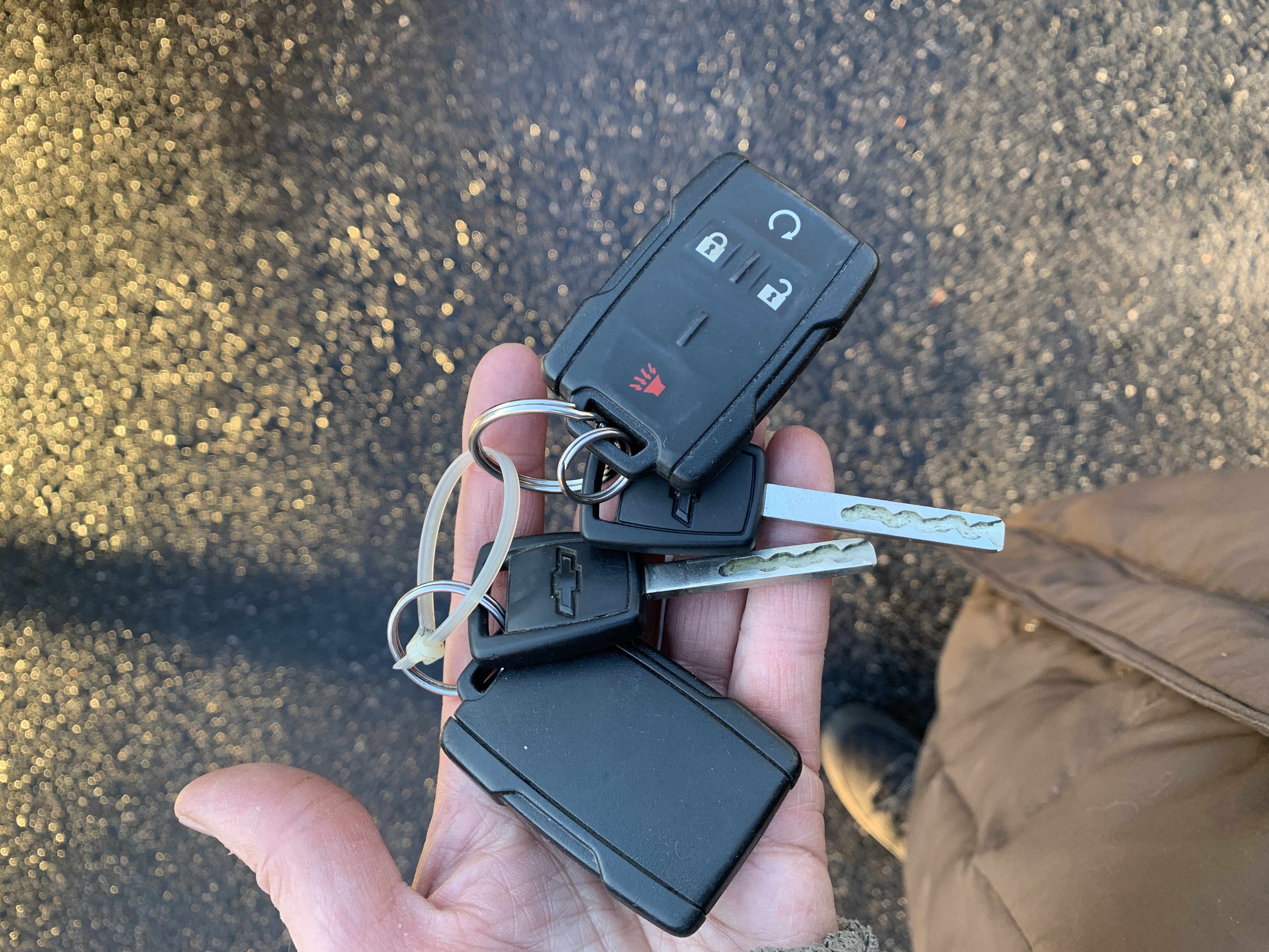 2014 Chevrolet Silverado 5.3L 1500K Z71 4 Door 4WD One Owner with Remote Starter with 120K - New Firestone Destination Tires, New Front and Rear Rotors, New pads, New rear calipers, New Front Springs, New Rear Shocks, New Rhino Bed Liner, Trailer Equipment Package — photo 72